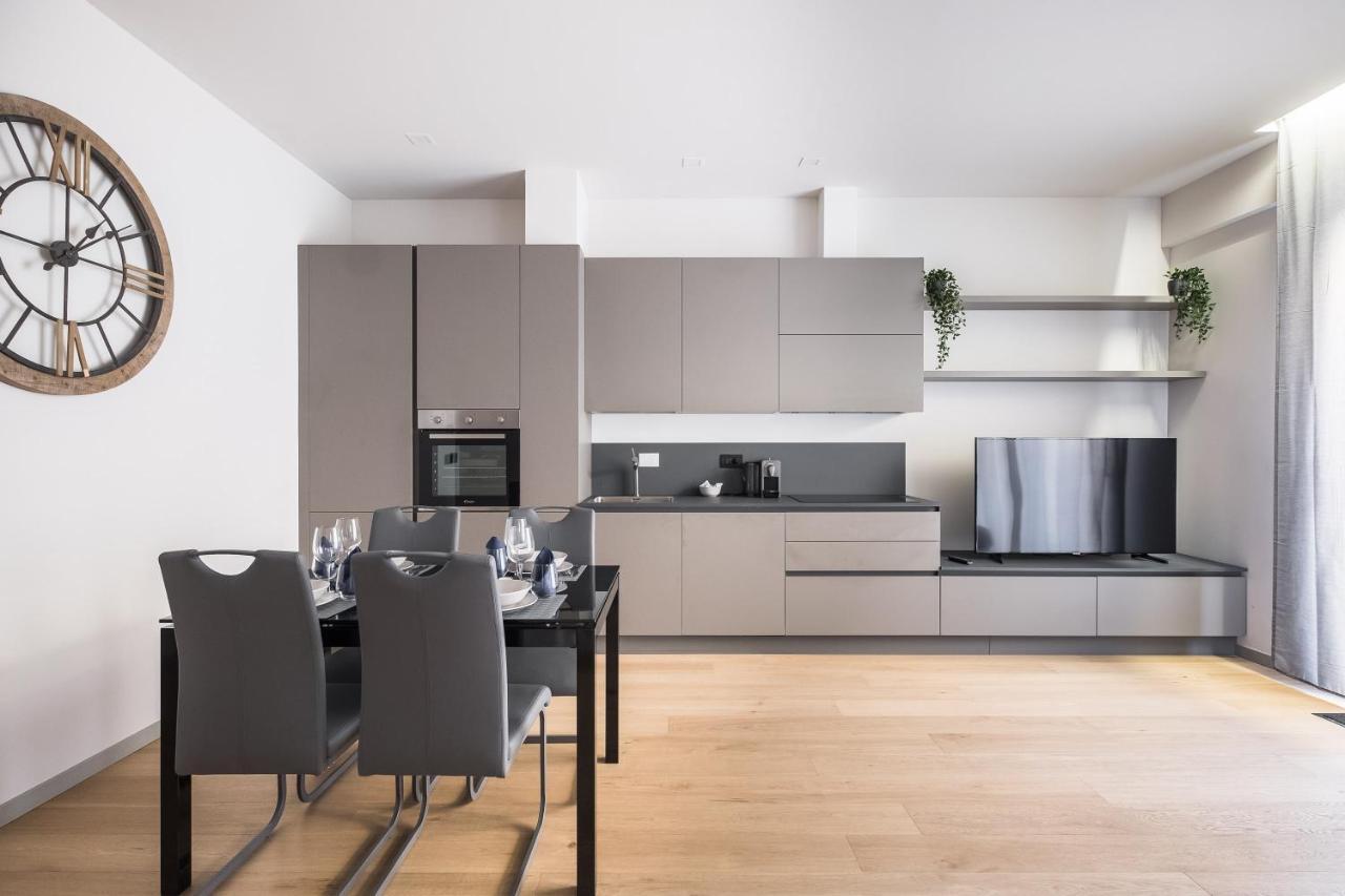 Residence Sant'Orsola - Pizzardi Suites Apartments โบโลญญา ภายนอก รูปภาพ